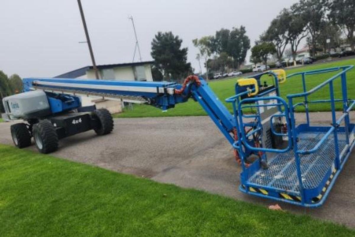 Used 2017 GENIE S85 TELESCOPIC 85FT BOOM 4WD