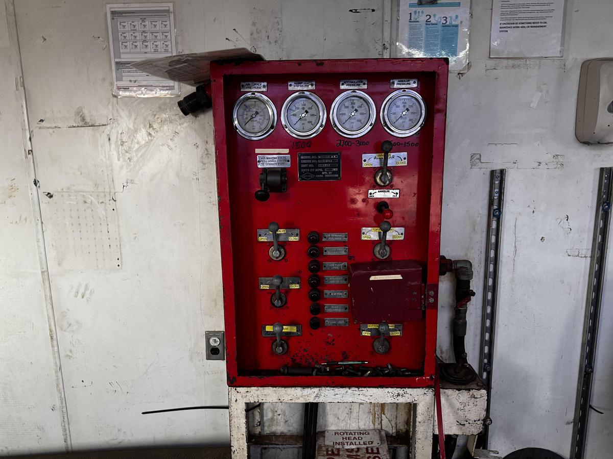 Used 1976 NOV  IDEAL