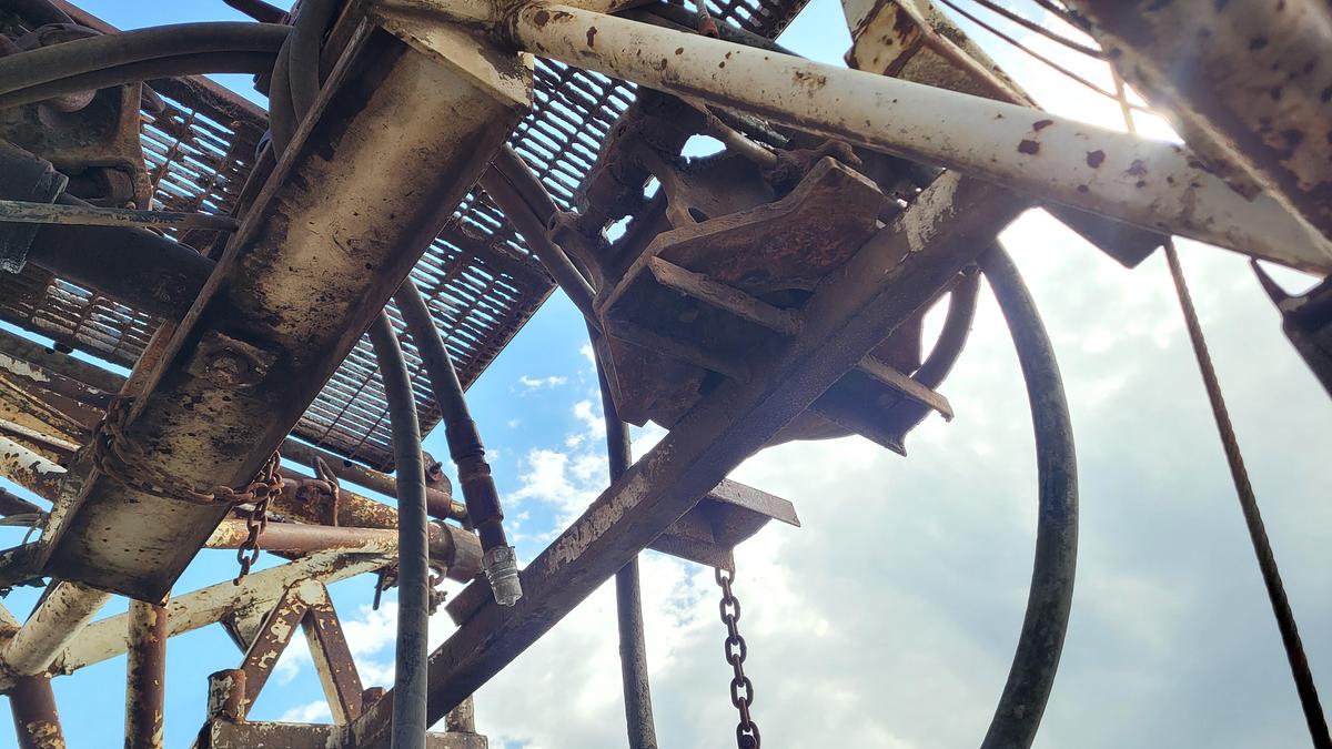 Used 1980 Franks 300 Workover Rig