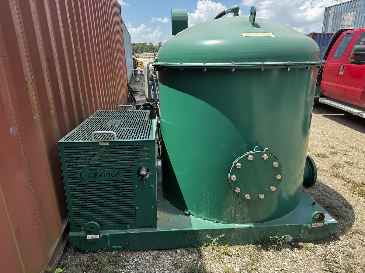 Used Derrick Vacu-Flo 1200 Vacuum Degasser