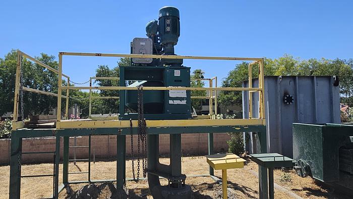 Used Derrick Vacuum Degasser