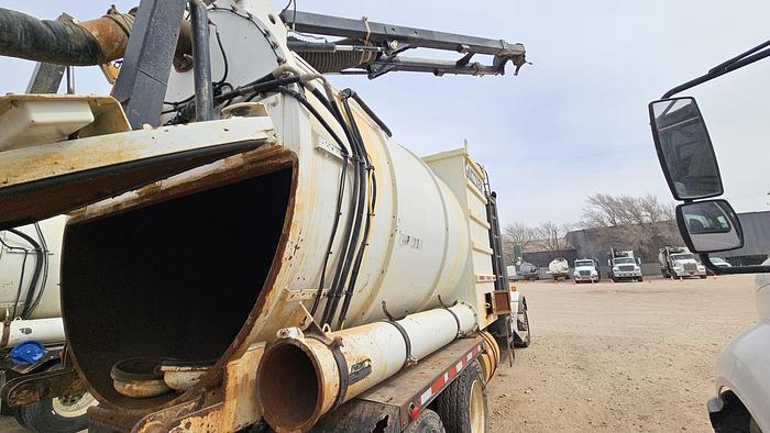 Used 2015 Guzzler Vacuum Excavator Truck