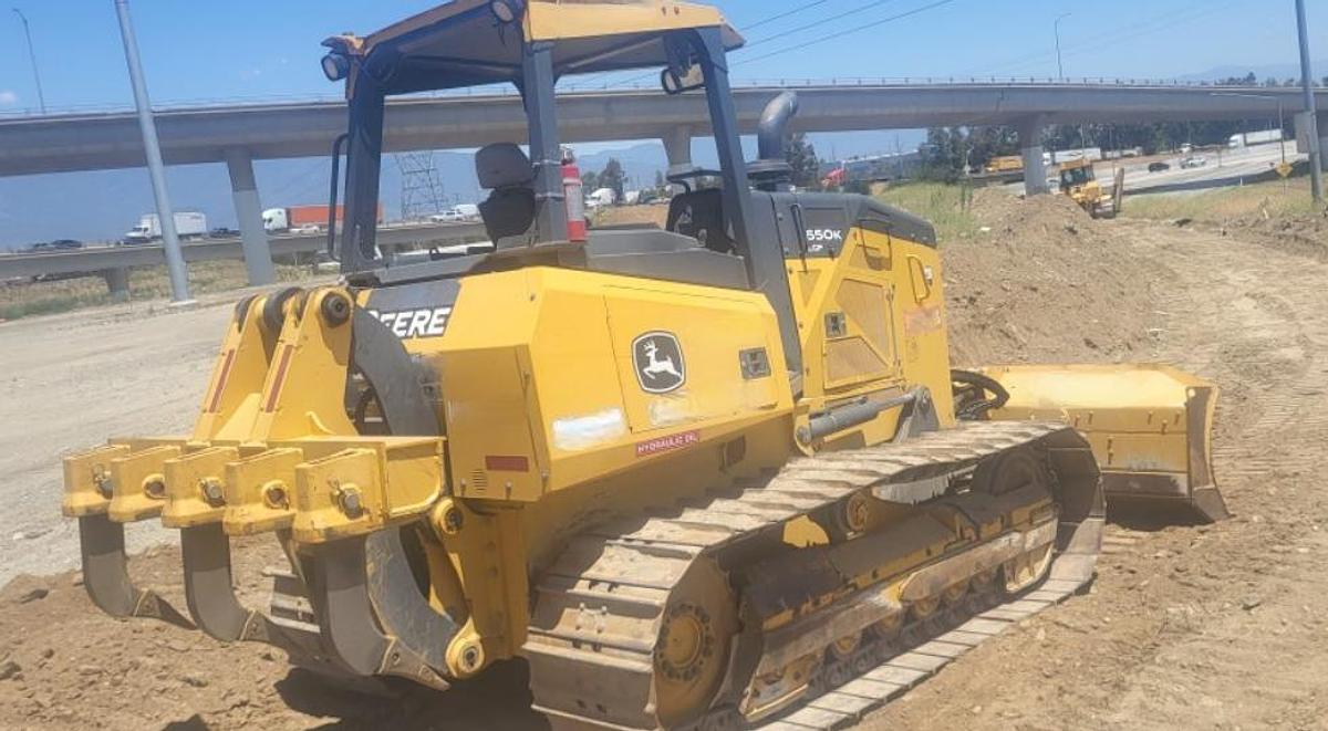 Used 650K John deere crawler dozer