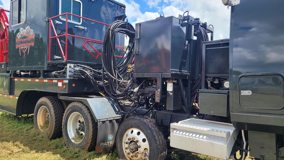 Used 2003 NOV Hydra Rig Coiled Tubing Unit