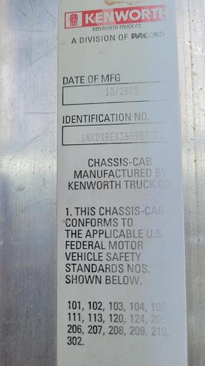 Used 2005 Kenworth T800B Winch Truck