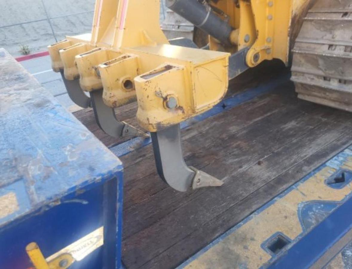 Used 650K John deere crawler dozer