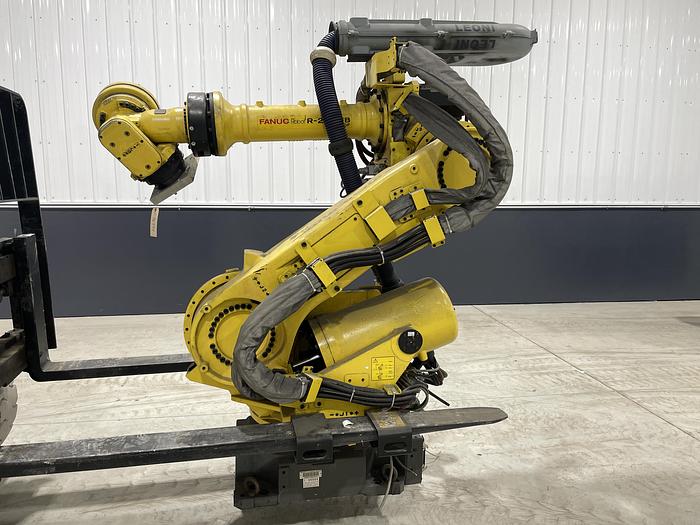Used FANUC R2000iB/210F 6 AXIS ROBOT WITH R30iA CONTROLLER