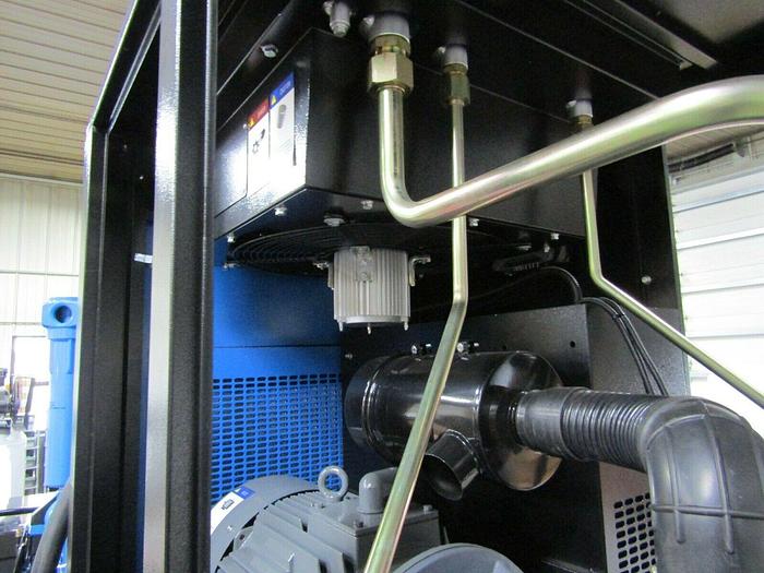 Air-Max 30hp. (NEW) Industrial Rotary Screw Compressor W/dryer/filters/240 tank