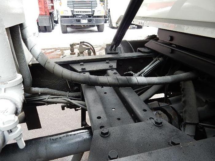 Used 1999 Volvo WG-64-T