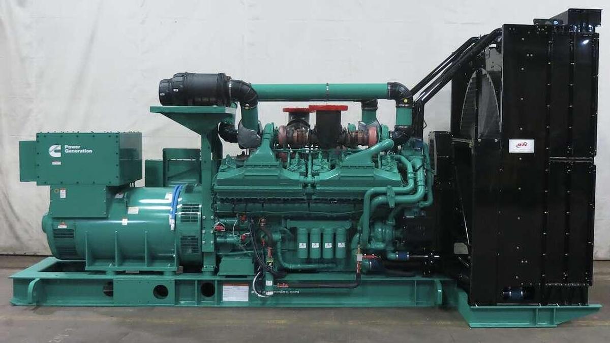 Used Cummins DQKAB 2000 kW 480V Diesel Generator Set