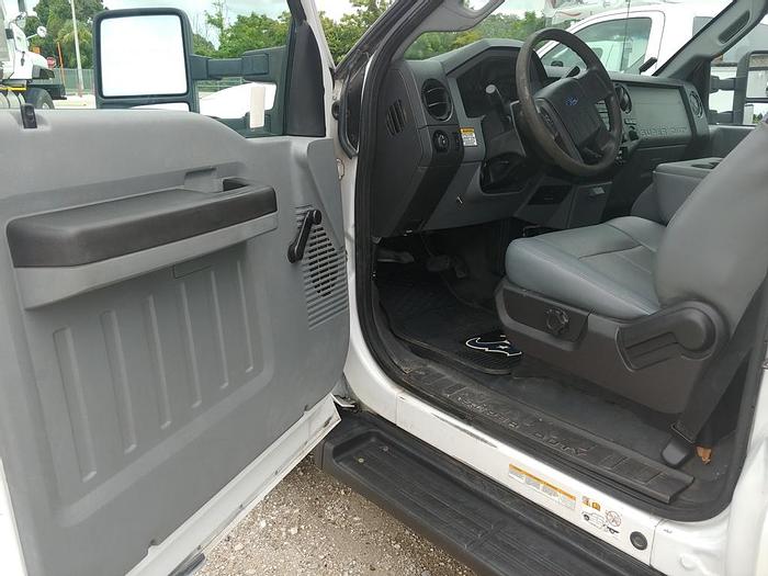 Used Versilift VST-40I 45ft Articulating & Telescopic MH Bucket Boom on 2013 Ford F550