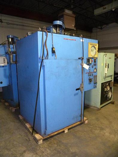 Used 30" W x 38" D x 48" H GRUENBERG OVEN - 460V - 450 DEG. F