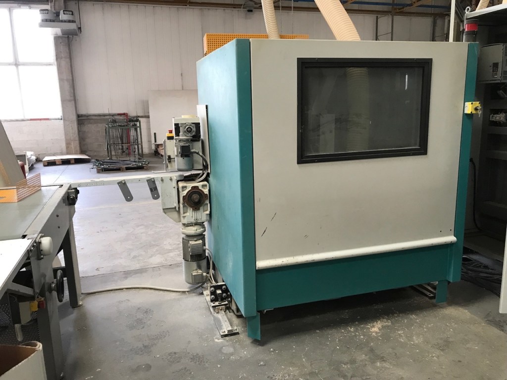 Usato 2001 Squadratrici in linea destra e sinistra a 2 gruppi, marca Celaschi