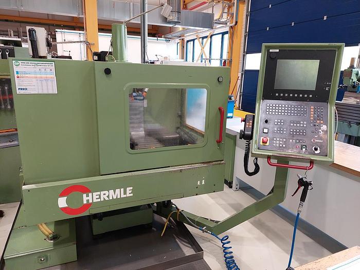 Gebraucht CNC Universal-Werkzeugfräs- und Bohrmaschine HERMLE UWF 600H
