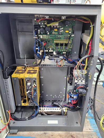 Refurbished FANUC R-2000ib/165F Industrial Robot with R30ia Controller
