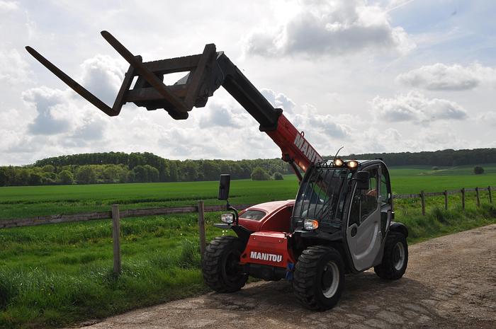 Used 2015 MANITOU MT625-49