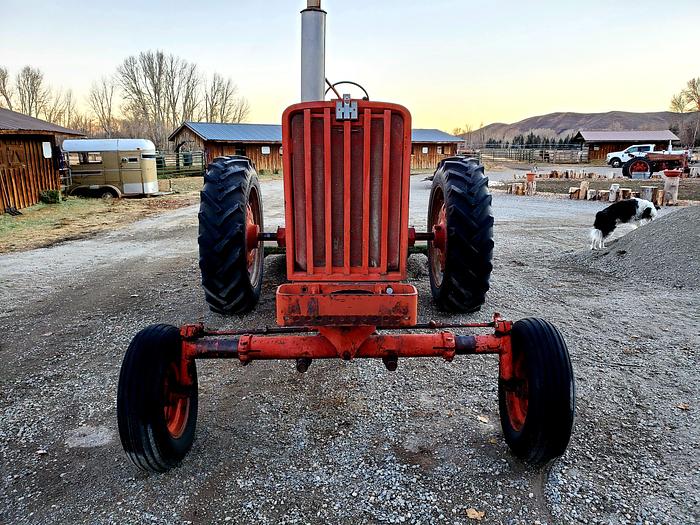 Used 1965 International 806 Tractor