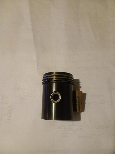 Used Sauer compressor model 4351 CNG Piston set with rings😮