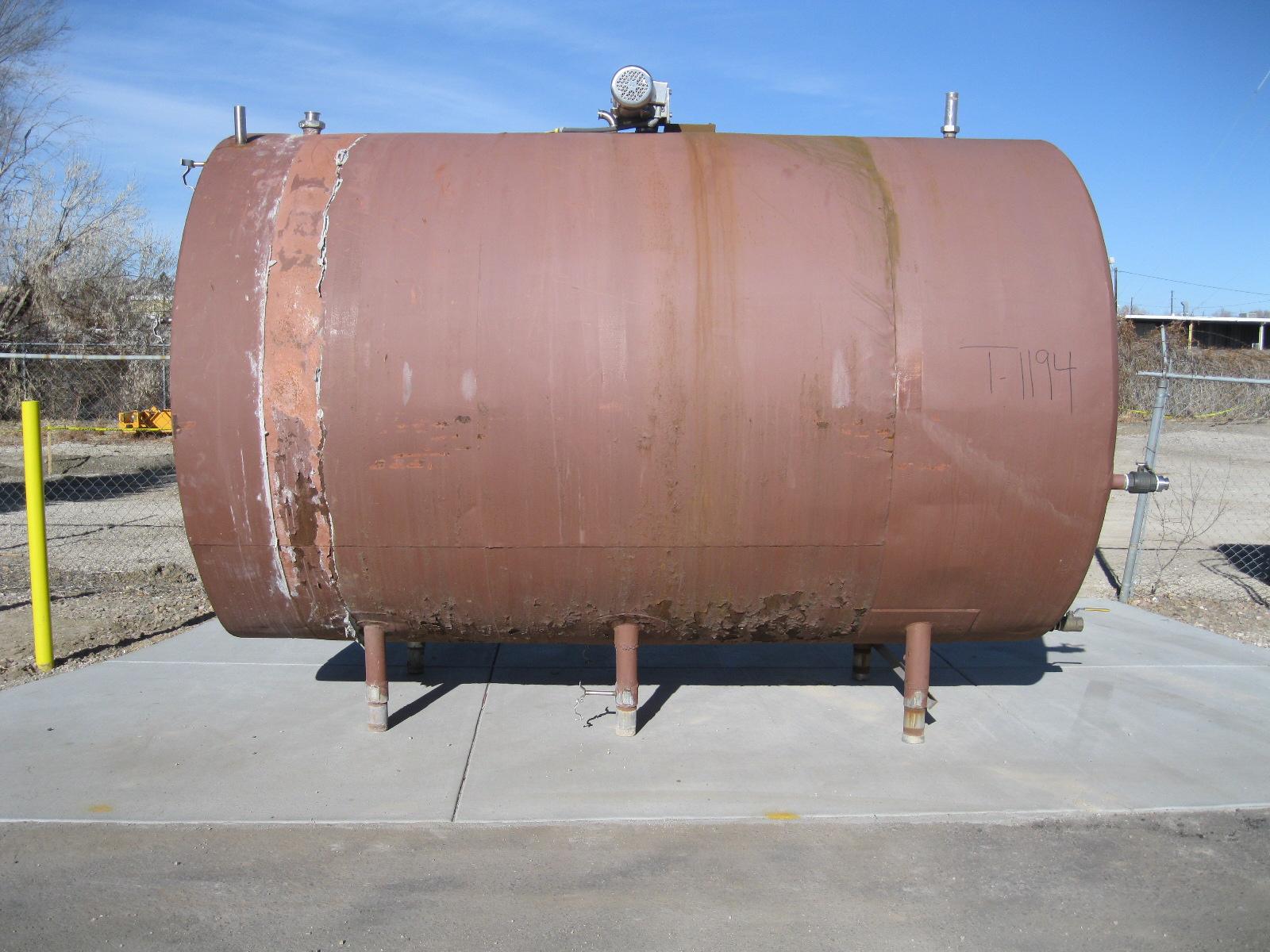 Usado 3000 GALLON STORAGE TANK