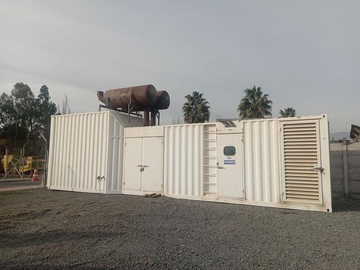 2011 CATERPILLAR 3516B 2000 KVA