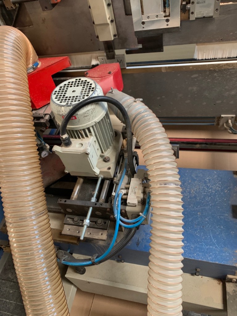 Ricondizionato 2004 Squadratrice doppia, marca Friulmac modello Idramat