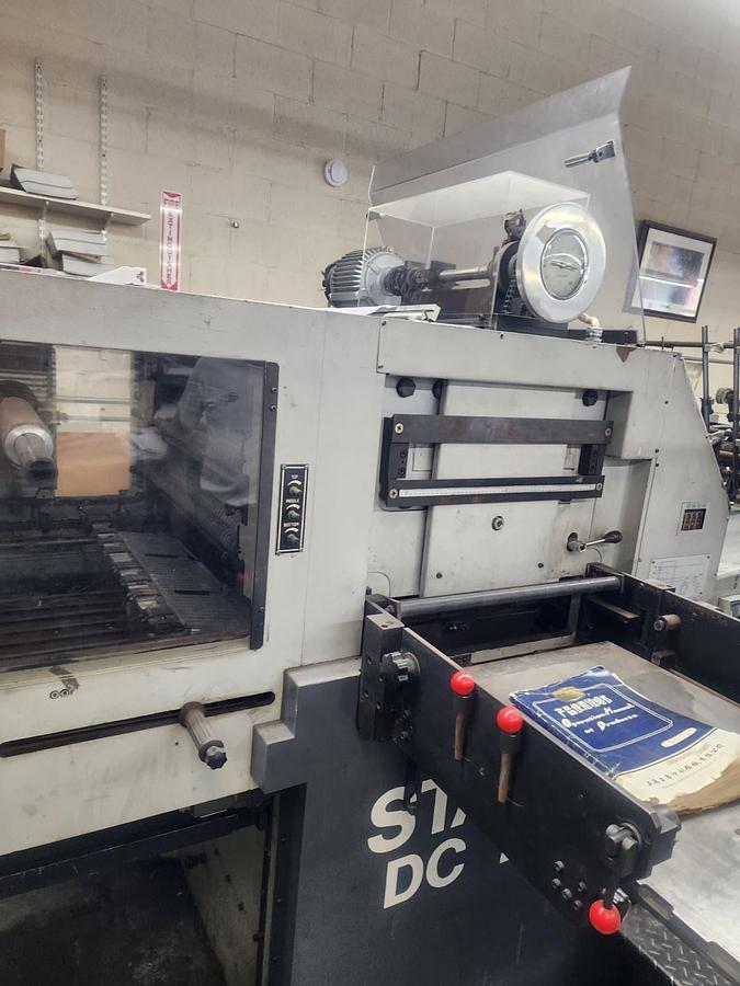 Used 2000 Standard Paper Box 720