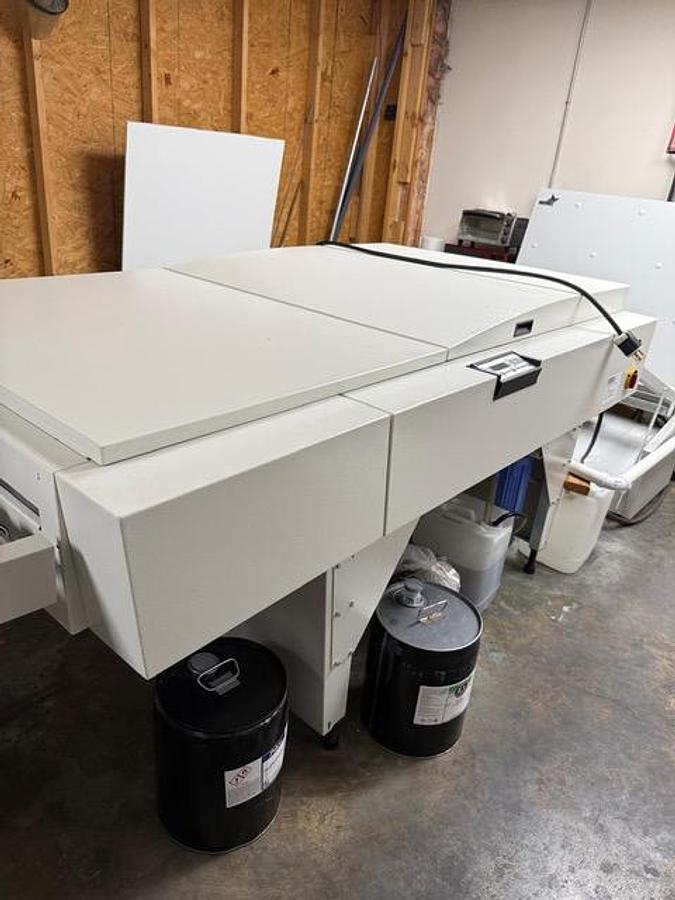 Used 2019 screen PT R4600S