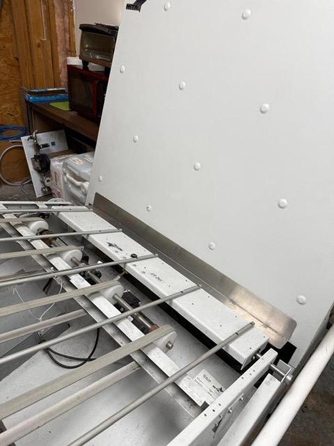 Used 2019 screen PT R4600S