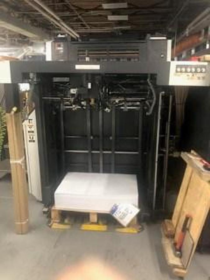 Used 2018 Komori G537, 5 Color, HUV