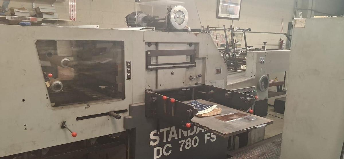 Used 2000 Standard Paper Box 720