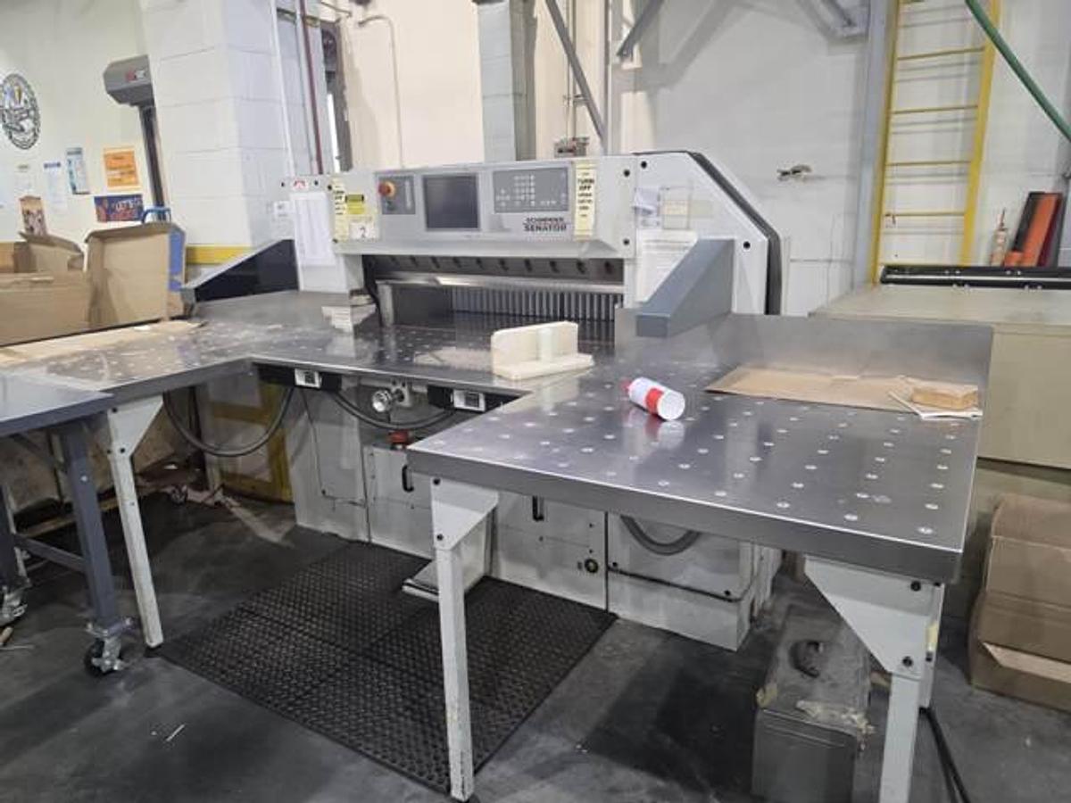 Used 2005 Schenider Senator 115H CT
