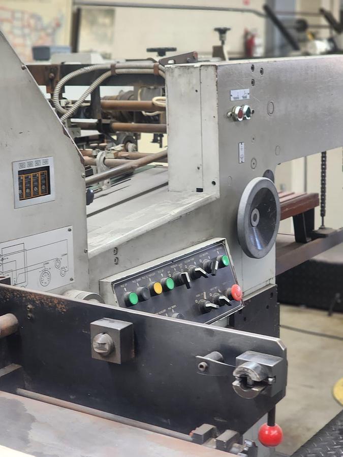 Used 2000 Standard Paper Box 720