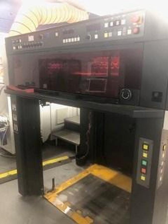 Used 2018 Komori G537, 5 Color, HUV