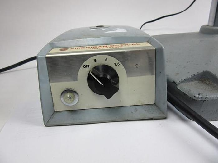 Used American Optical Binocular Microscope Cycloptic 56 Microscope Series w/ 651 Transformer Illuminator AO