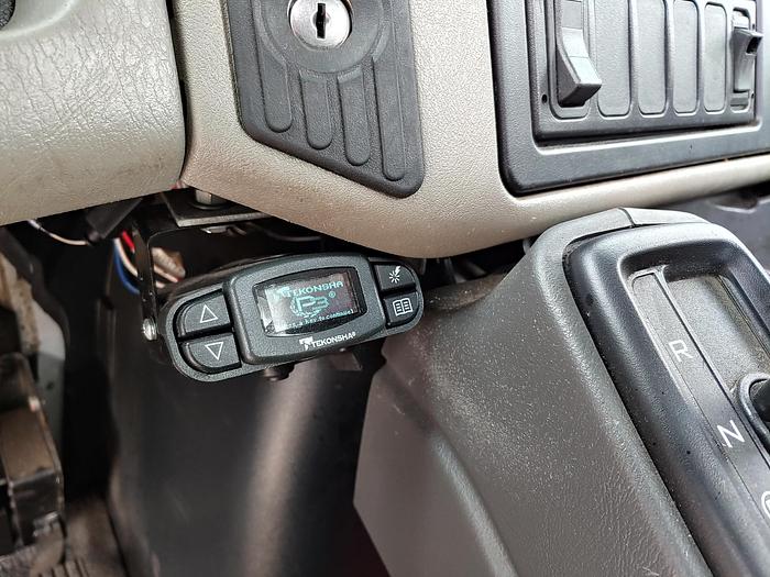 Used Elliott L55R Sign Crane on 2019 International 4300 Reg Cab Flatbed Truck - M97257