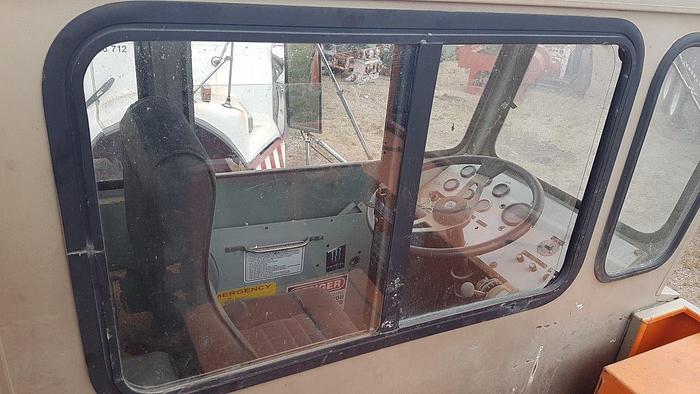 Used 2002 WELCAN 4 Axle Carrier Style Oilfield Pump / Kill Truck