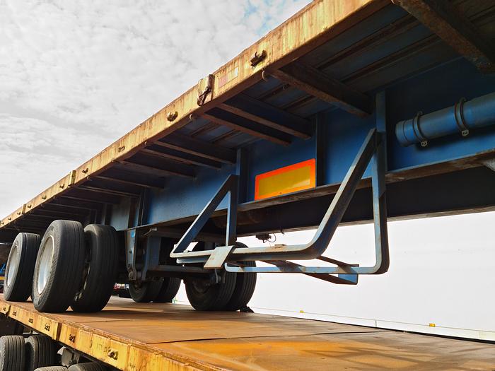 Used 1979 2 AXLE FLATBED TRAILER STEEL SUSPENSION STEEL FLOOR GROENEWEGEN