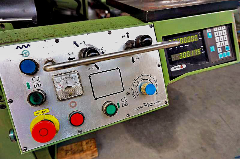 Used Ho Chun U-1000B - 2001