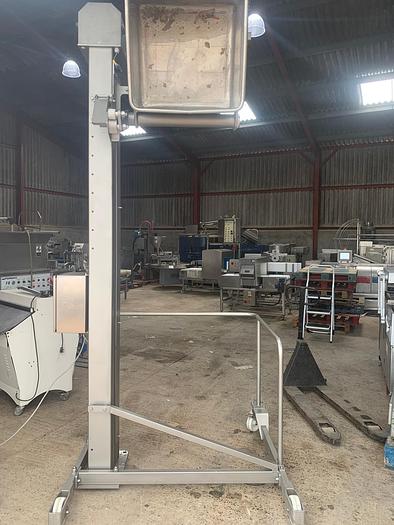 Used 2017 Oslos Colum Loader 300S mobile tote bin lifter