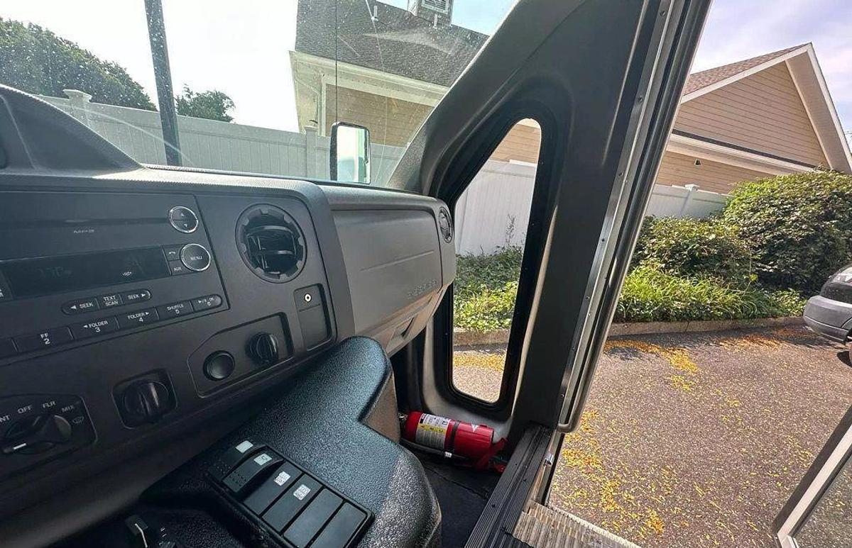 Refurbished 2015 Ford E-350 Non CDL 8/4 Wheelchair Shuttle Bus