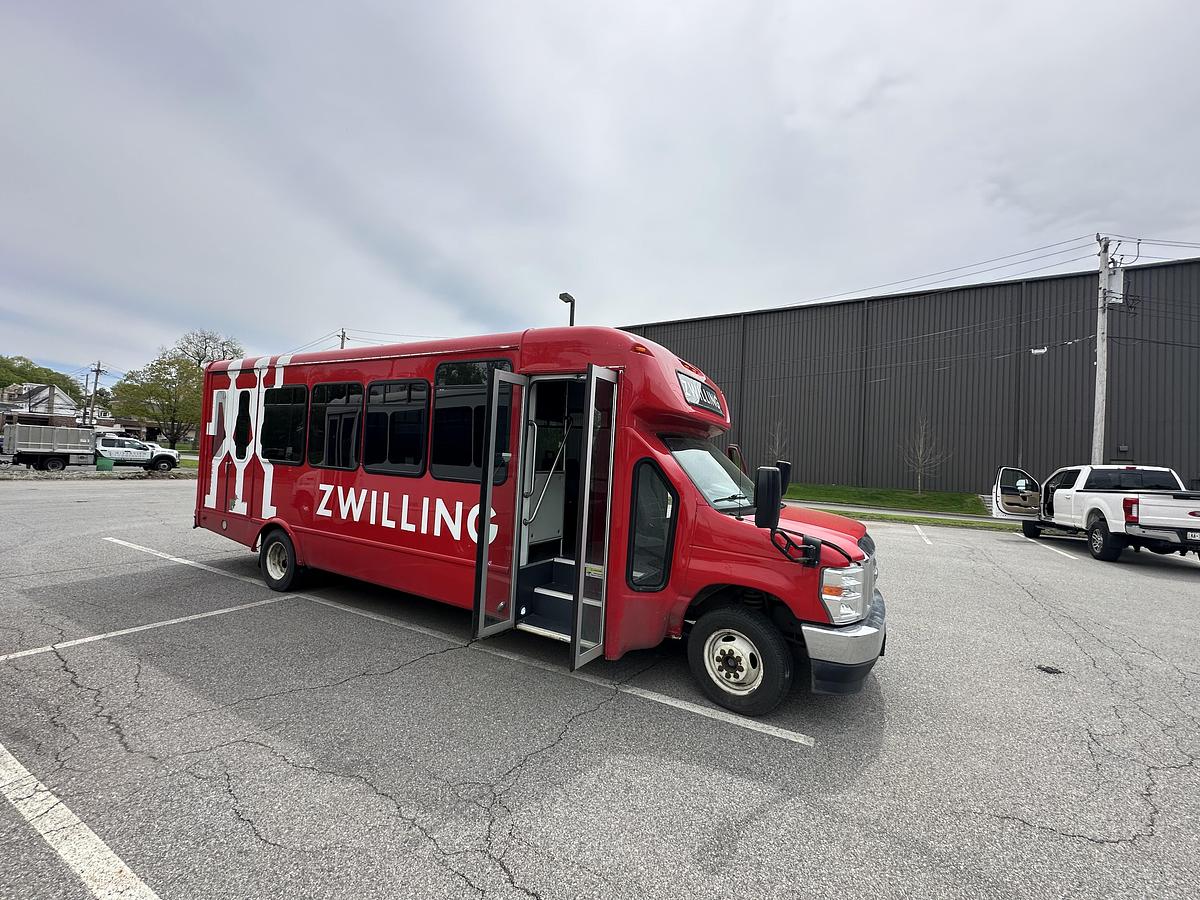 Used 2021 Ford E-450 24/2 Wheelchair Shuttle Bus