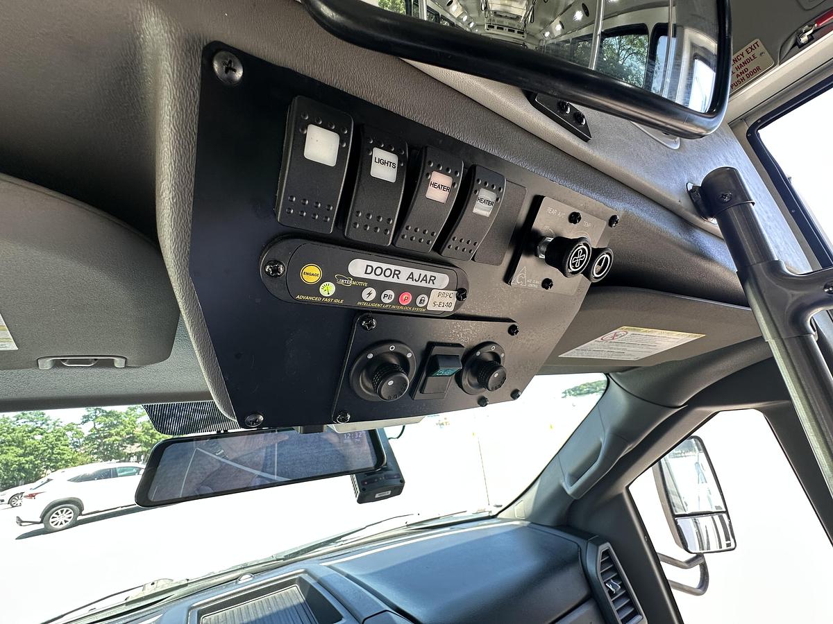 Refurbished 2018 Ford F550 Glaval Wheelchair Shuttle Bus 28 Passenger 2 Wheelchair