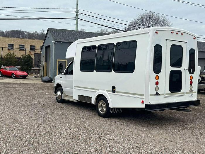 Refurbished 2015 FORD E-350 CAGED PRISION SHUTTLE BUS