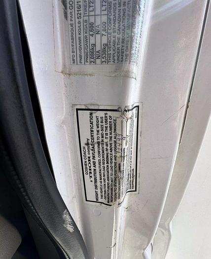 Used 2013 Ford E-350 Non CDL 8/4 Wheelchair Shuttle Bus