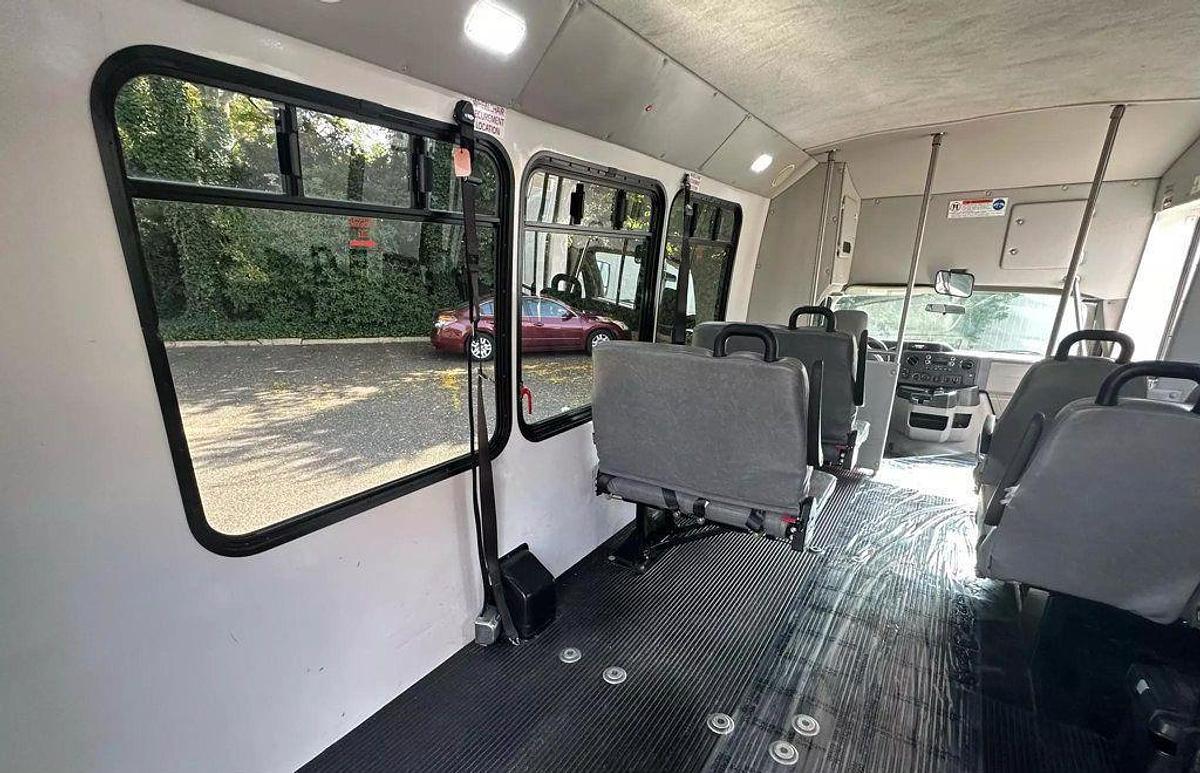 Refurbished 2015 Ford E-350 Non CDL 8/4 Wheelchair Shuttle Bus