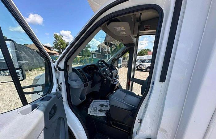 Refurbished 2017 Ford NON CDL TRANSIT T350 8/4 CNG WHEELCHAIR SHUTTLE BUS