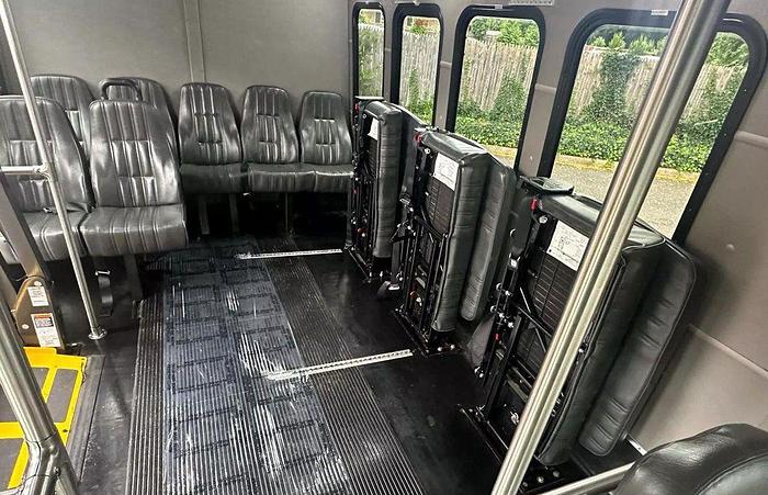 Refurbished 2021 Ford E-350 Non CDL 13/1 Wheelchair Shuttle Bus W/LUGGAGE