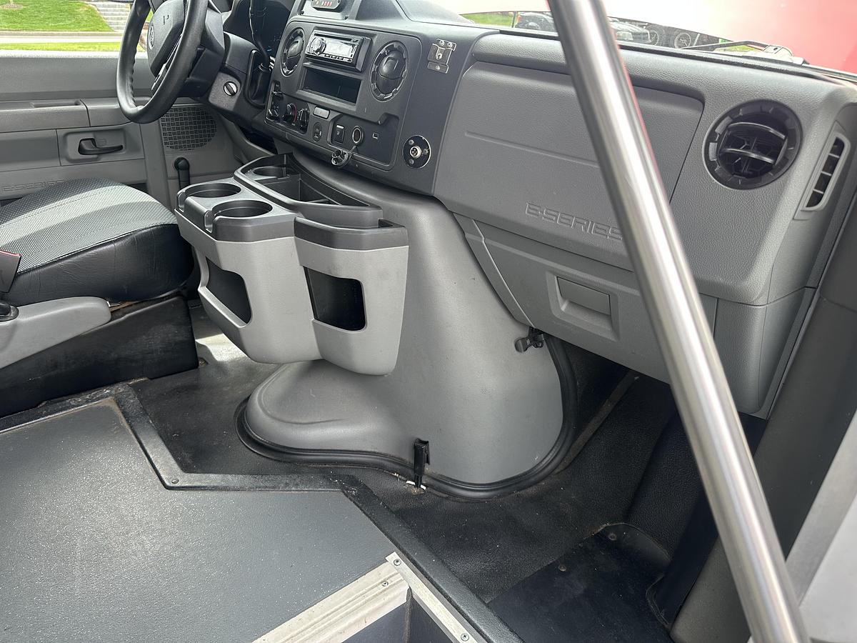 Used 2021 Ford E-450 24/2 Wheelchair Shuttle Bus