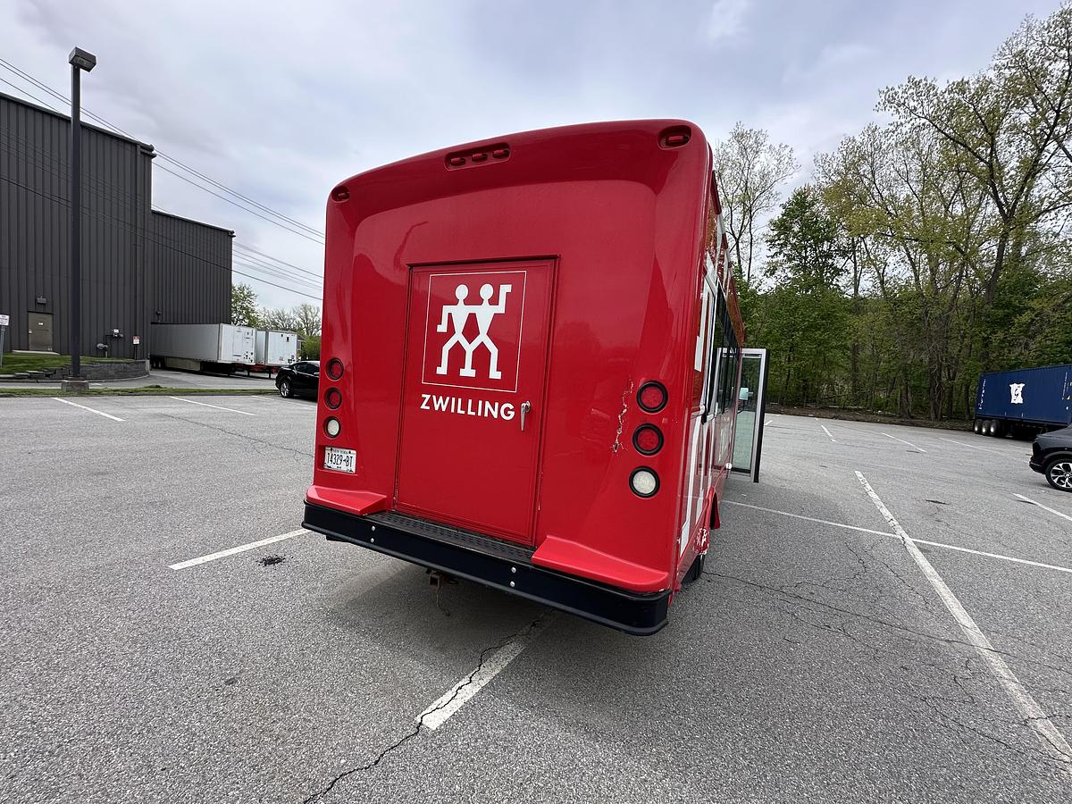 Used 2019 Ford E-450 24 Passenger Shuttle Bus W/Luggage