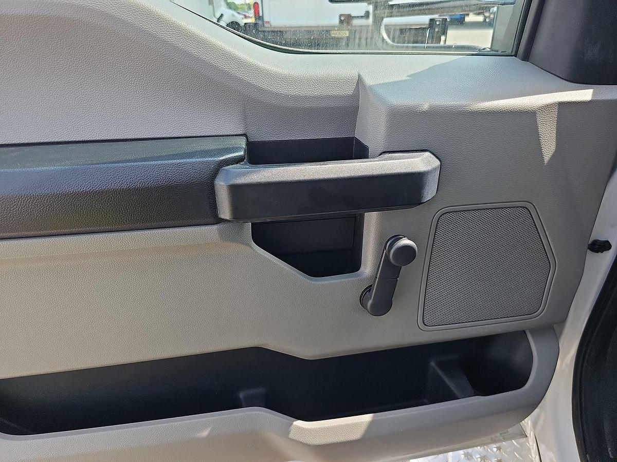 Refurbished 2019 Ford F-550 24/8 Startrans Gas Wheelchair Shuttle Bus